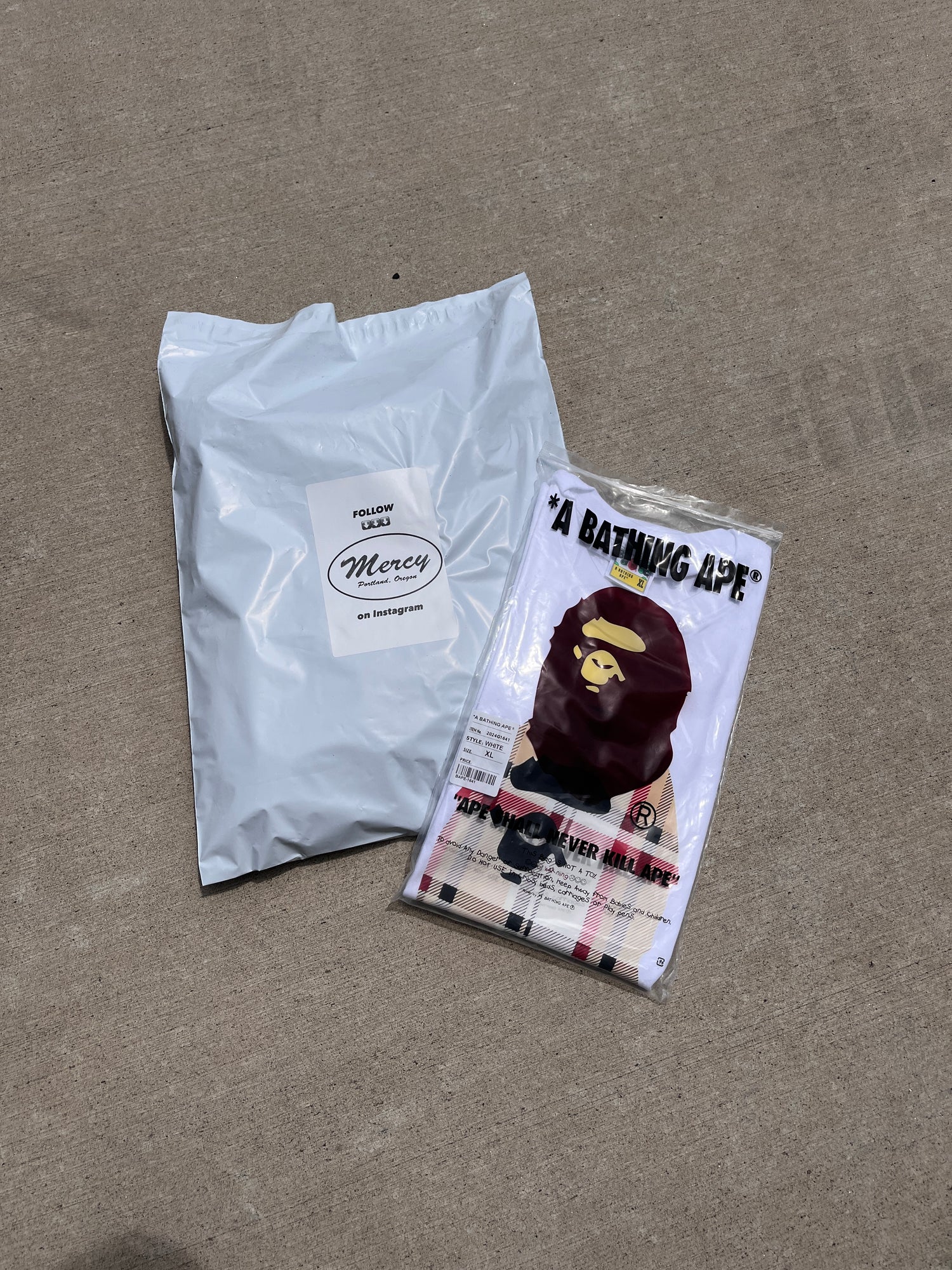 A BATHING APE