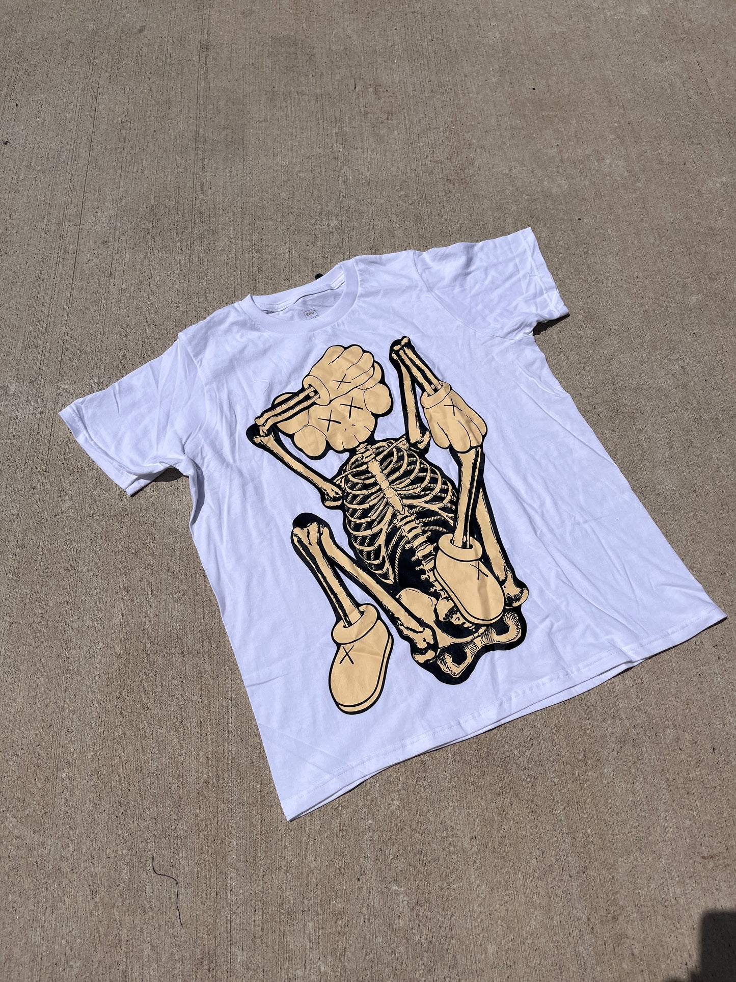 Kaws tee white