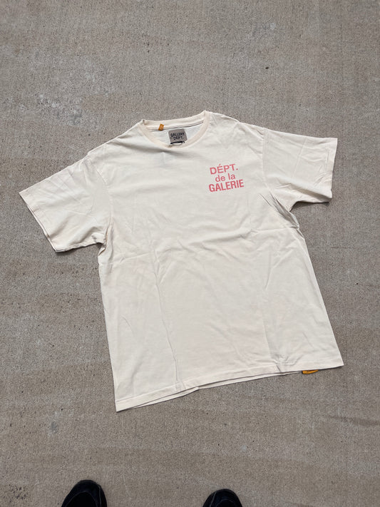 Cream Gallery dept tee