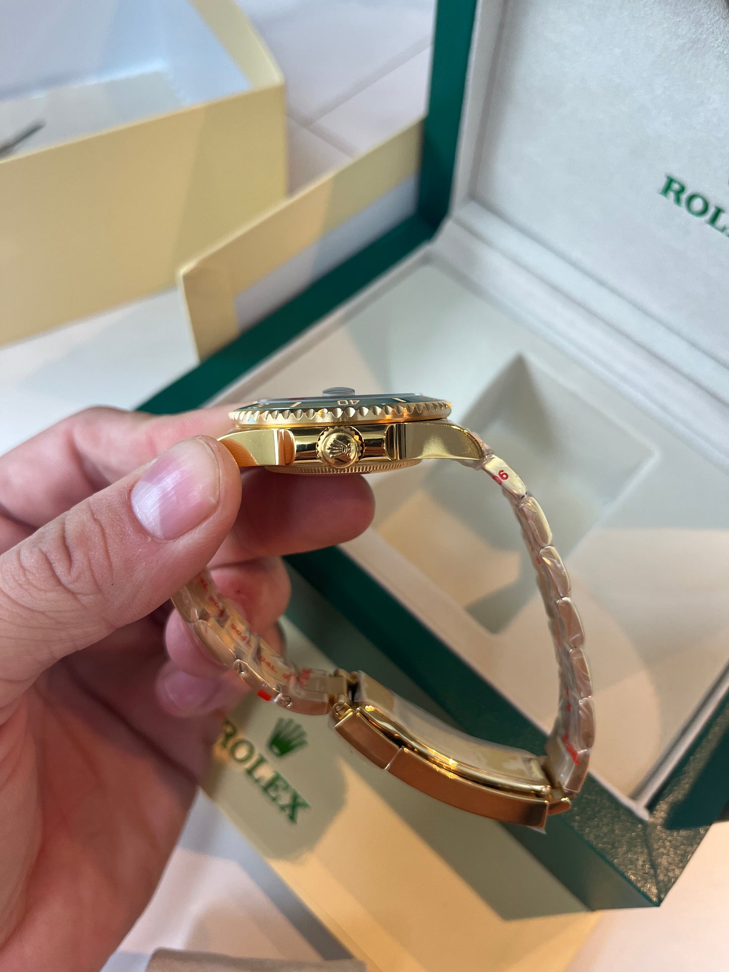 Green face & Gold strap oyster perpetual SubMariner